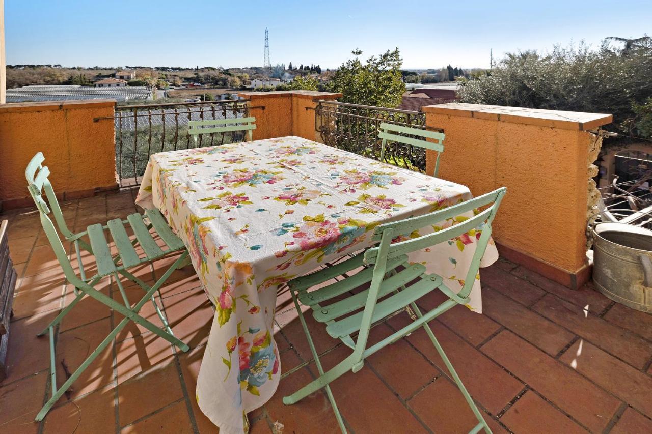 Residenza Stoechas White Apartamento Albenga Exterior foto
