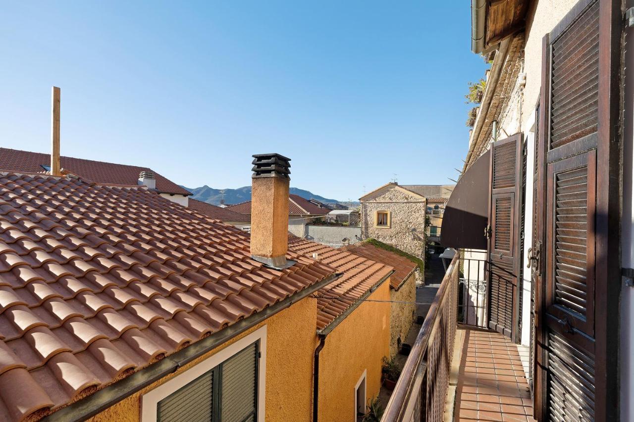 Residenza Stoechas White Apartamento Albenga Exterior foto
